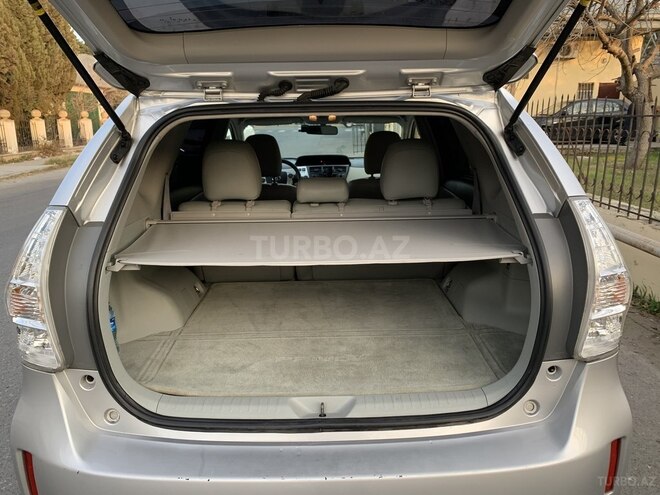 Toyota Prius V 2012, 147,000 km - 1.8 l - Bakı