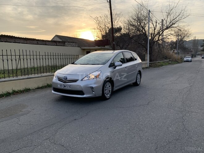 Toyota Prius V 2012, 147,000 km - 1.8 l - Bakı