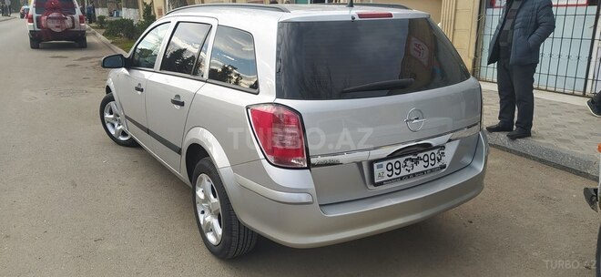 Opel Astra 2007, 211,200 km - 1.4 l - Qazax