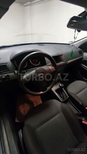 Opel Astra 2004, 161,000 km - 1.4 l - Gəncə