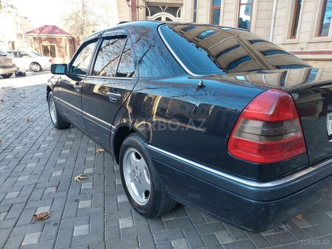Mercedes C 200 1995, 321,000 km - 2.0 л - Bakı