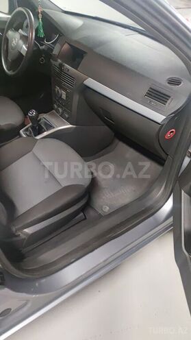 Opel Astra 2004, 161,000 km - 1.4 l - Gəncə