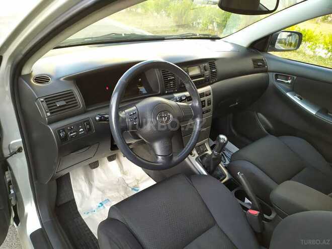 Toyota Corolla 2004, 205,000 km - 1.4 l - Bakı