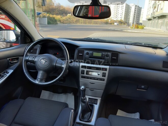 Toyota Corolla 2004, 205,000 km - 1.4 l - Bakı