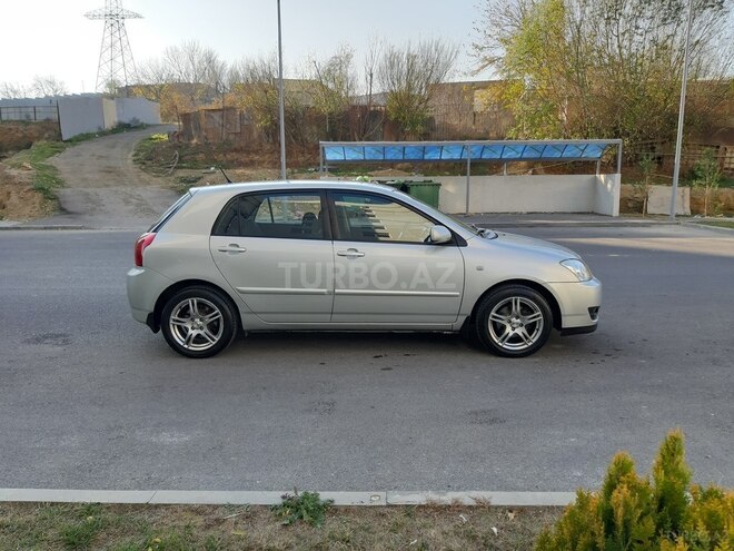 Toyota Corolla 2004, 205,000 km - 1.4 l - Bakı