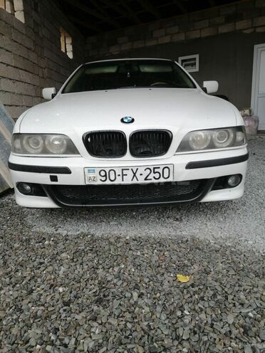 BMW 528 1996, 383,000 km - 2.8 l - İsmayıllı