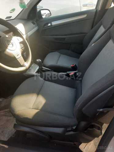 Opel Astra 2005, 155,000 km - 1.4 l - Gəncə