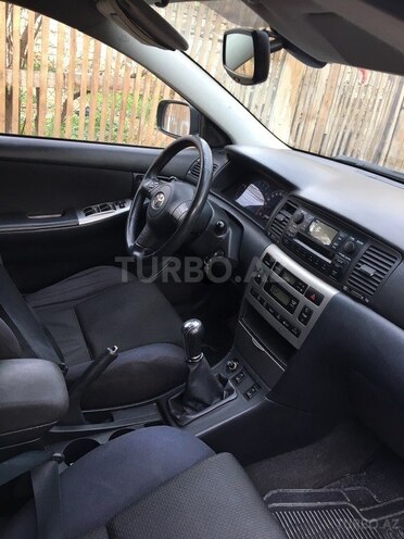 Toyota Corolla 2005, 269,000 km - 1.4 л - Bakı