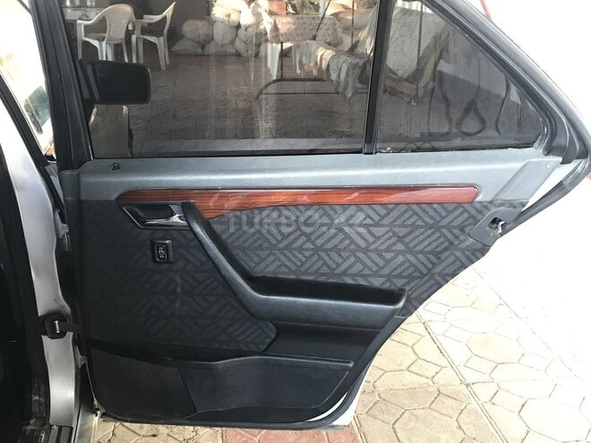 Mercedes C 220 1994, 285,000 km - 2.2 l - Cəlilabad