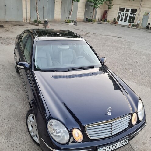 Mercedes E 270 2003, 295,000 km - 2.7 l - Bakı