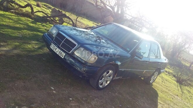 Mercedes E 230 1988, 546,693 km - 2.3 л - Ağdam