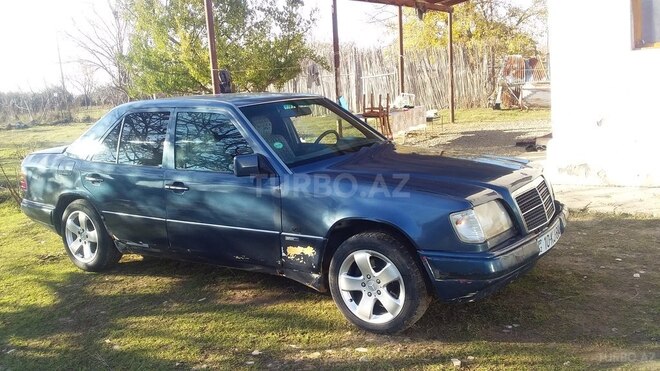 Mercedes E 230 1988, 546,693 km - 2.3 л - Ağdam