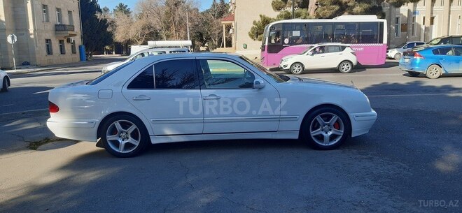 Mercedes E 320 2000, 354,000 km - 3.2 l - Bakı