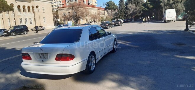 Mercedes E 320 2000, 354,000 km - 3.2 l - Bakı
