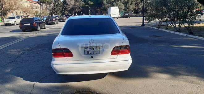Mercedes E 320 2000, 354,000 km - 3.2 l - Bakı