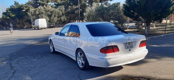 Mercedes E 320 2000, 354,000 km - 3.2 l - Bakı