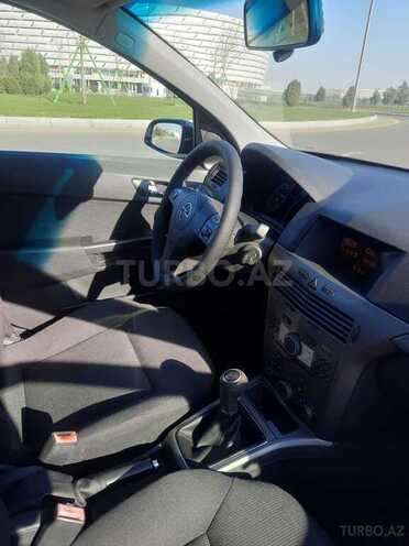 Opel Astra 2006, 175,000 km - 1.4 l - Bakı