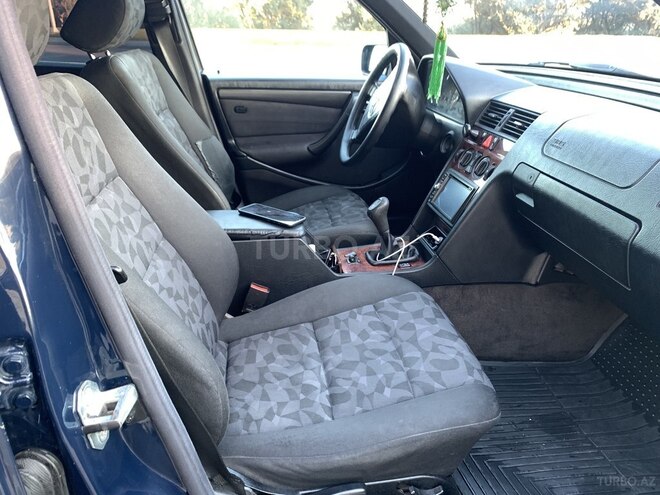 Mercedes C 180 1998, 396,000 km - 1.8 l - Bakı
