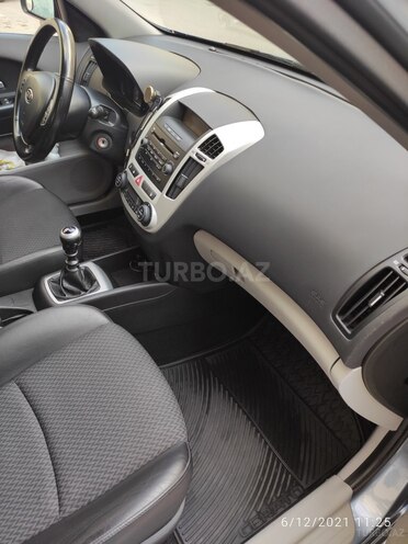 Kia Ceed 2008, 233,000 km - 1.6 l - Bakı