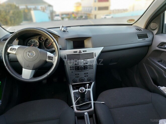 Opel Astra 2010, 176,000 km - 1.3 l - Sumqayıt