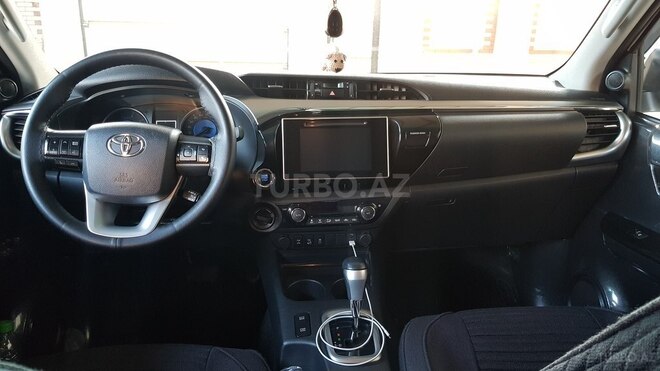 Toyota Hilux 2019, 55,000 km - 2.8 l - Sumqayıt