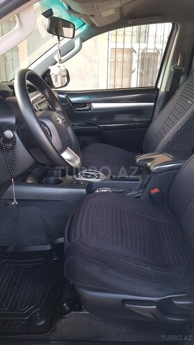 Toyota Hilux 2019, 55,000 km - 2.8 l - Sumqayıt