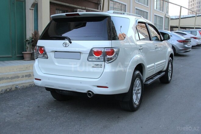 Toyota Fortuner 2013, 110,000 km - 2.7 л - Bakı