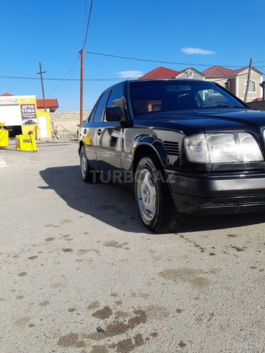Mercedes E 250 1994, 111,111 km - 2.5 l - Bakı
