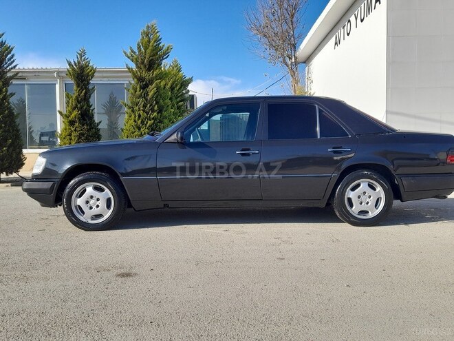 Mercedes E 250 1994, 111,111 km - 2.5 l - Bakı
