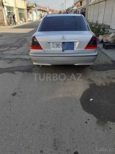 Mercedes C 180 1997, 216,000 km - 1.8 l - Sabirabad