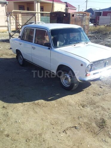 LADA (VAZ) 21011 1984, 95,000 km - 1.3 л - Bakı