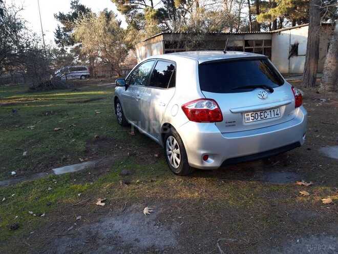 Toyota Auris 2010, 210,000 km - 1.4 l - Sumqayıt
