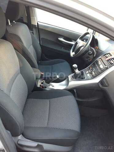 Toyota Auris 2010, 210,000 km - 1.4 l - Sumqayıt