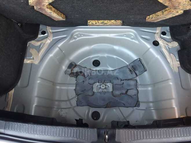 Toyota Auris 2010, 210,000 km - 1.4 l - Sumqayıt