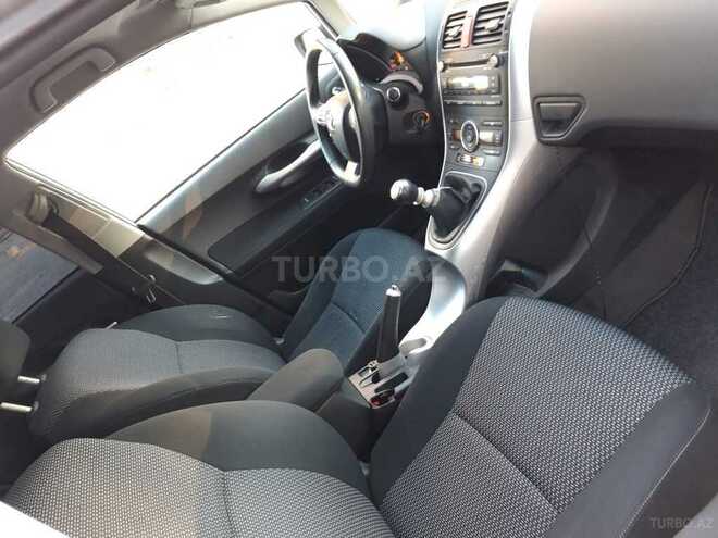 Toyota Auris 2010, 210,000 km - 1.4 l - Sumqayıt