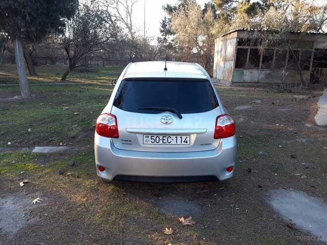 Toyota Auris 2010, 210,000 km - 1.4 l - Sumqayıt