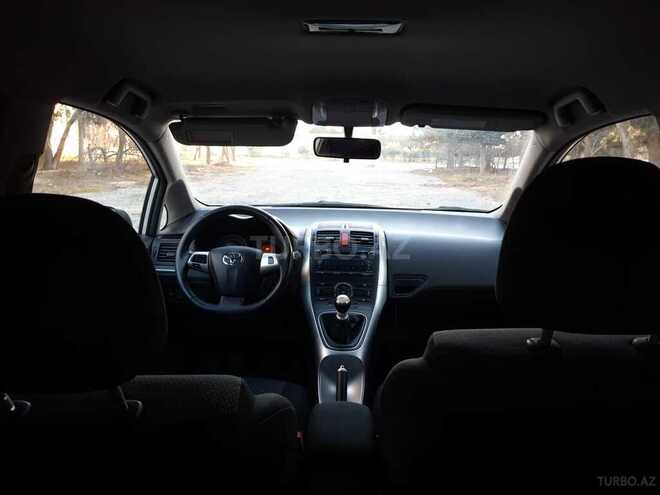 Toyota Auris 2010, 210,000 km - 1.4 l - Sumqayıt