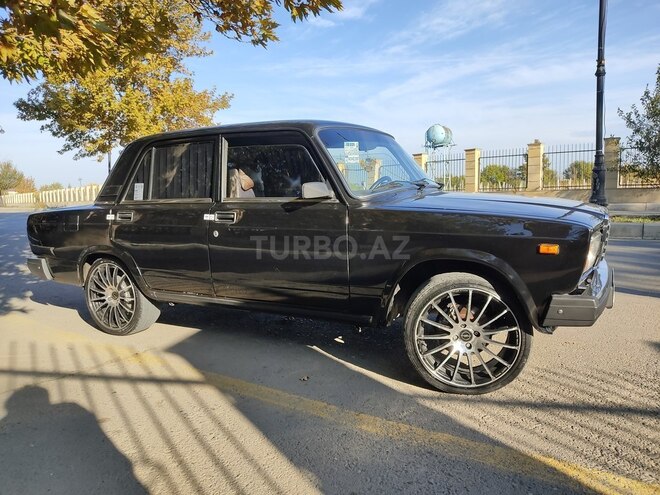 LADA (VAZ) 2107 2010, 30,000 km - 1.6 l - Yevlax