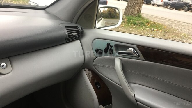 Mercedes C 240 2002, 325,026 km - 2.6 l - Xaçmaz