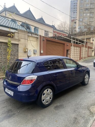 Opel Astra 2006, 192,000 km - 1.4 л - Bakı