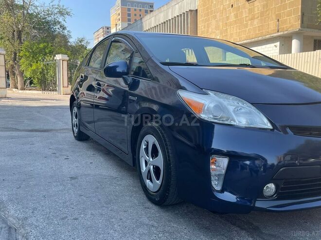 Toyota Prius 2014, 165,000 km - 1.8 l - Bakı