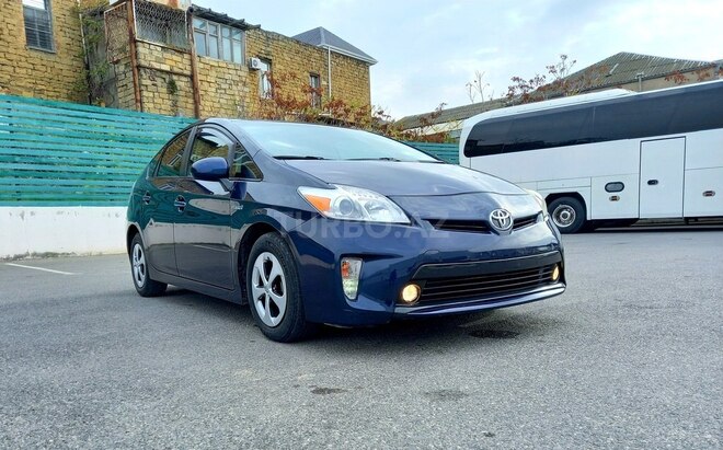 Toyota Prius 2014, 165,000 km - 1.8 l - Bakı