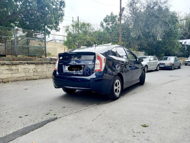 Toyota Prius 2014, 165,000 km - 1.8 l - Bakı