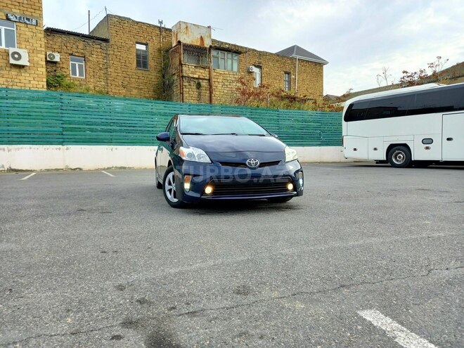 Toyota Prius 2014, 165,000 km - 1.8 l - Bakı