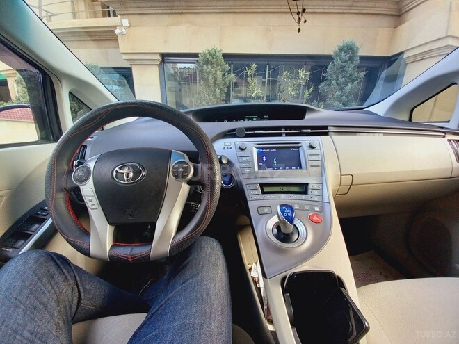 Toyota Prius 2014, 165,000 km - 1.8 l - Bakı