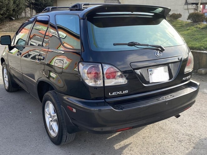 Lexus RX 300 2002, 235,000 km - 3.0 л - Bakı