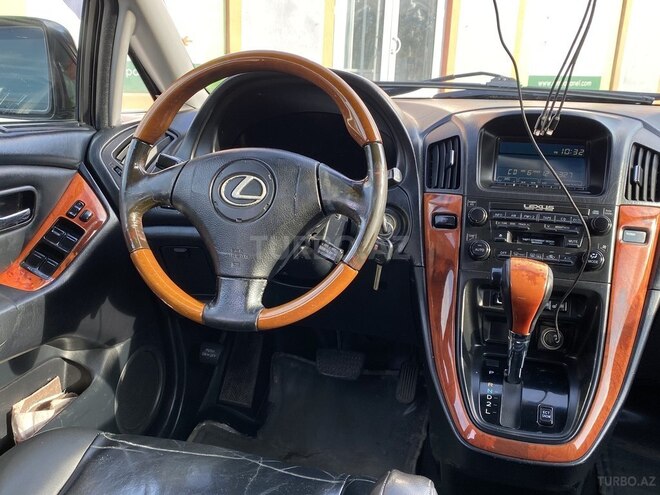 Lexus RX 300 2002, 235,000 km - 3.0 л - Bakı