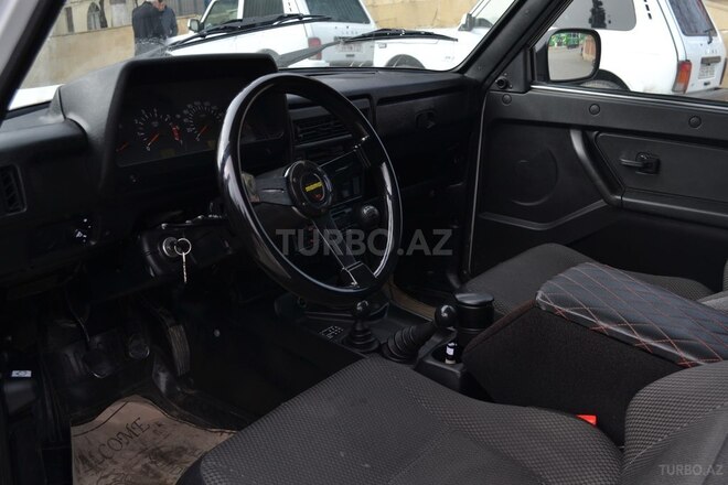 LADA (VAZ) Niva 2017, 120,000 km - 1.7 l - Şamaxı
