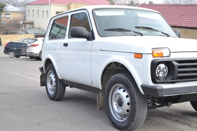LADA (VAZ) Niva 2017, 120,000 km - 1.7 l - Şamaxı