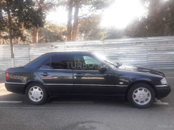 Mercedes C 220 1995, 325,412 km - 2.2 l - Sumqayıt